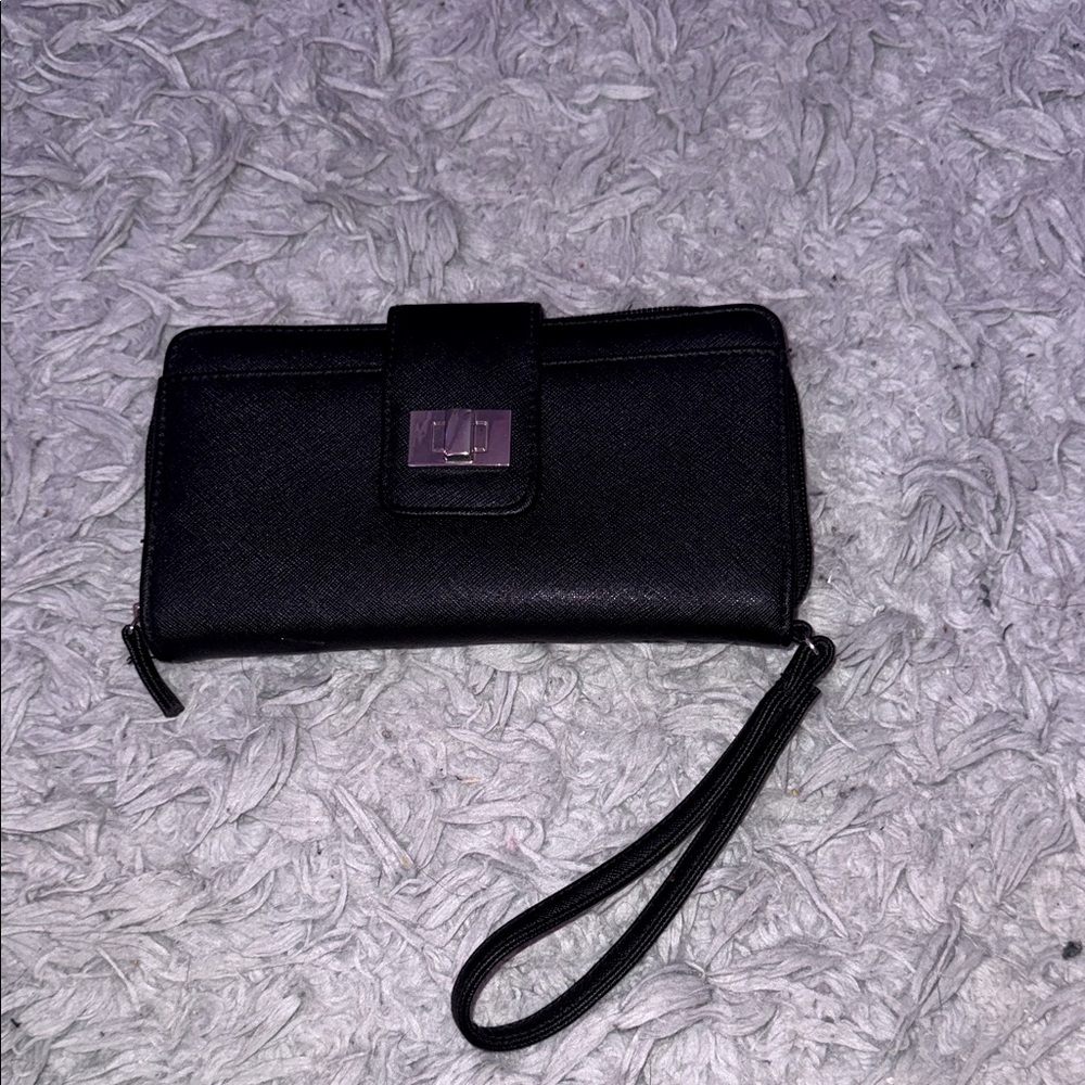 black wristlet wallet